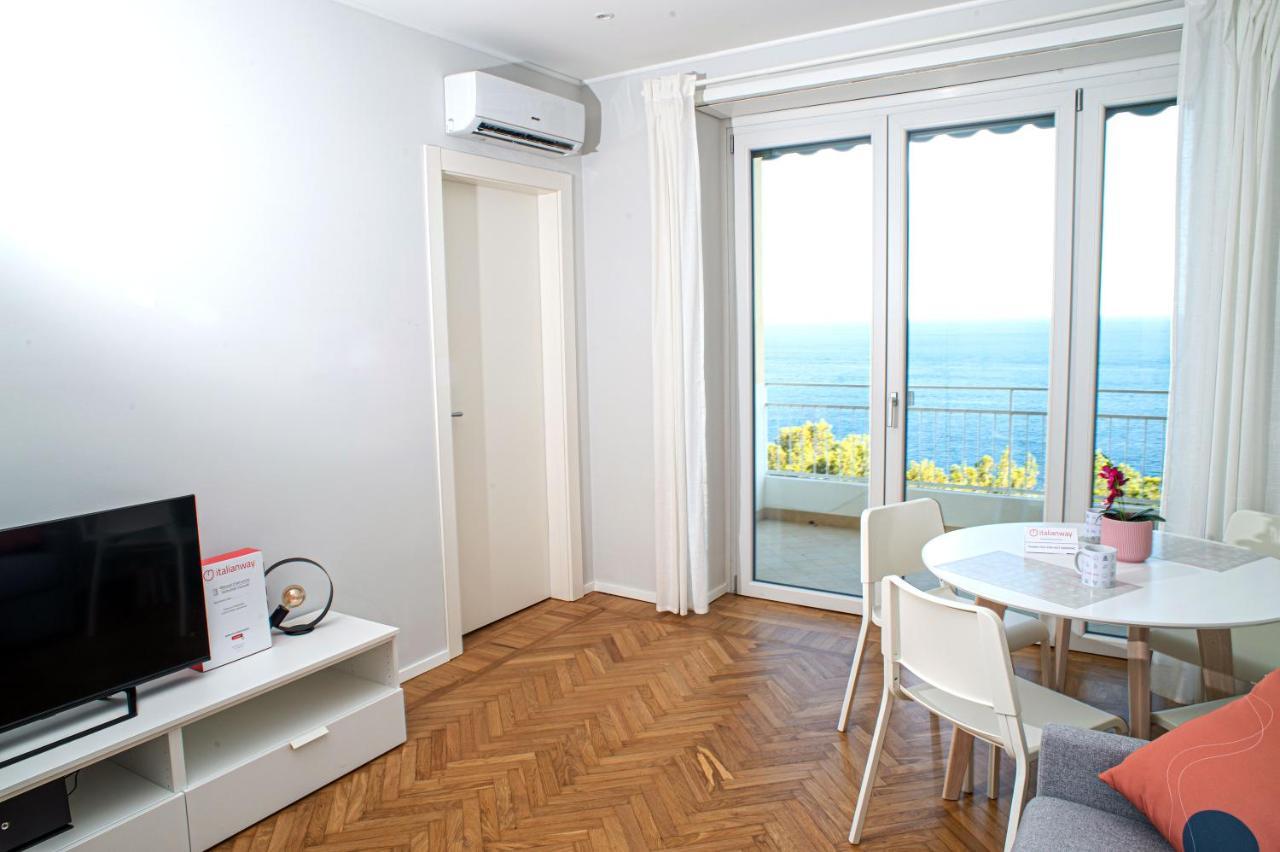 Marconi 442 Apartment *
